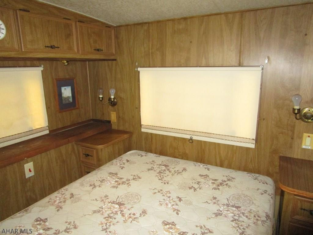 Glendale Yearound - Residential