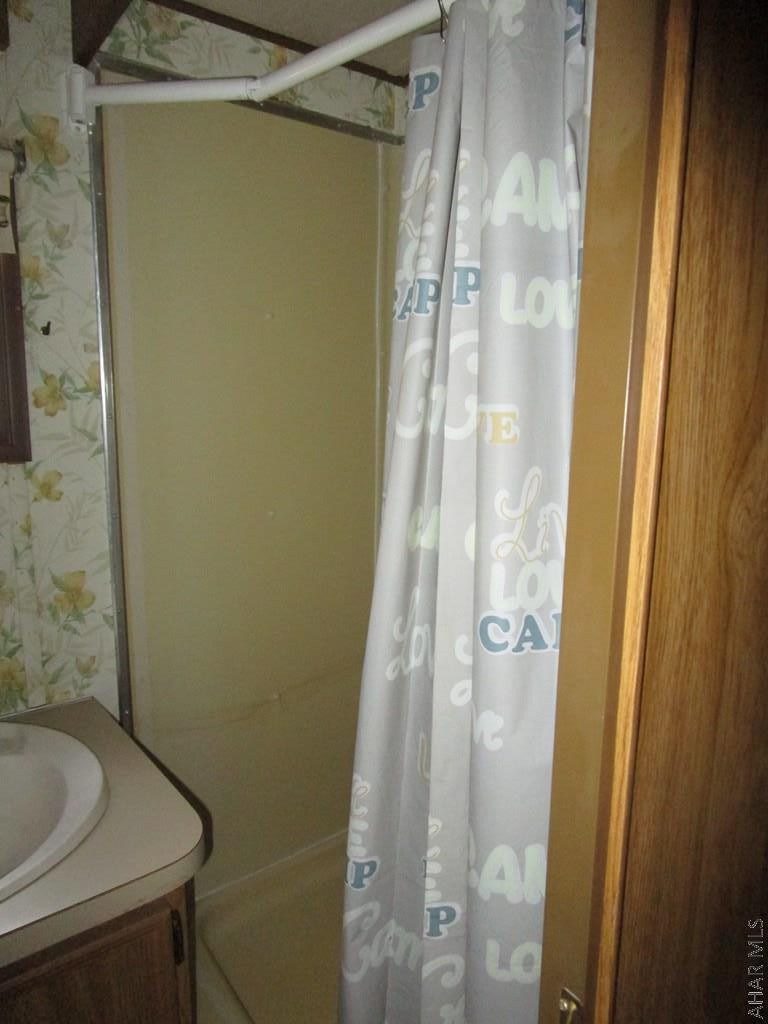 Glendale Yearound - Residential