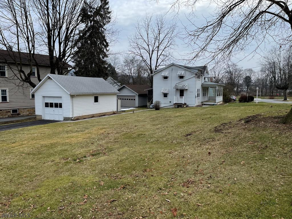 Llyswen - Residential