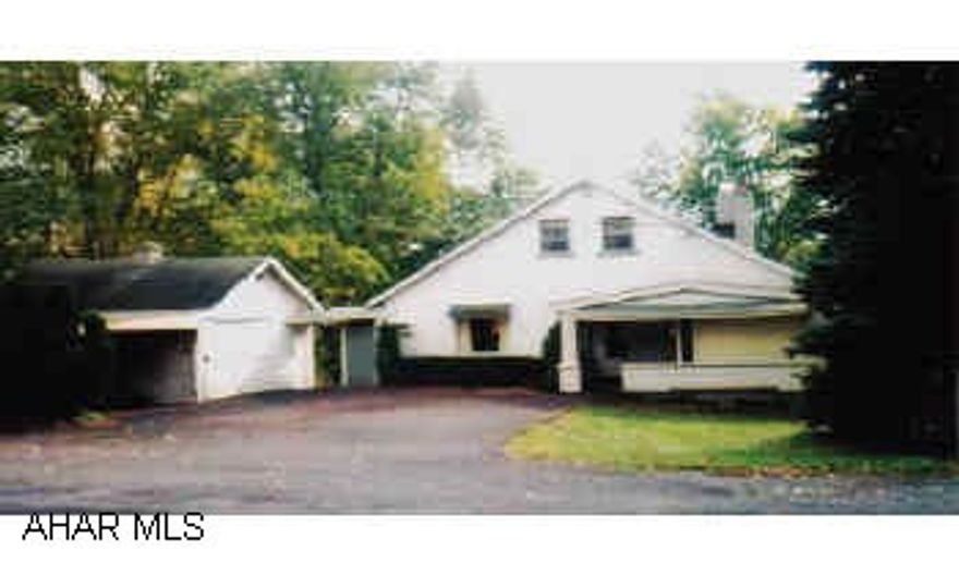 3BR Cape Cod home on 1.17 acres in Frankstown Twp. 1st floor MBR, BA, large eat in kitchen, DR, and living room. 2nd floor - 2 BRs and storage area. Garage and carport. Seller offering Home Warranty. 3BR Cape Cod home on 1.17 acres in Frankstown Twp. 1st floor MBR, BA, large eat in kitchen, DR, and living room. 2nd floor - 2 BRs and storage area. Garage and carport. Seller offering Home Warranty.