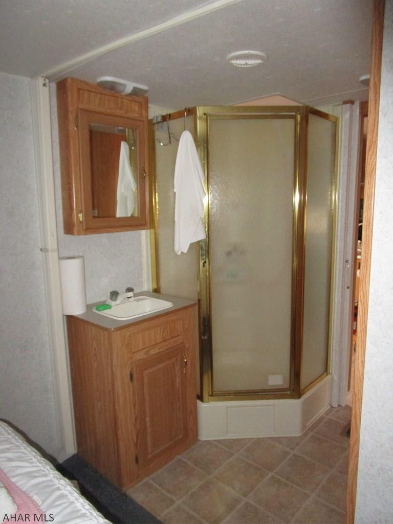 Glendale Yearound - Residential