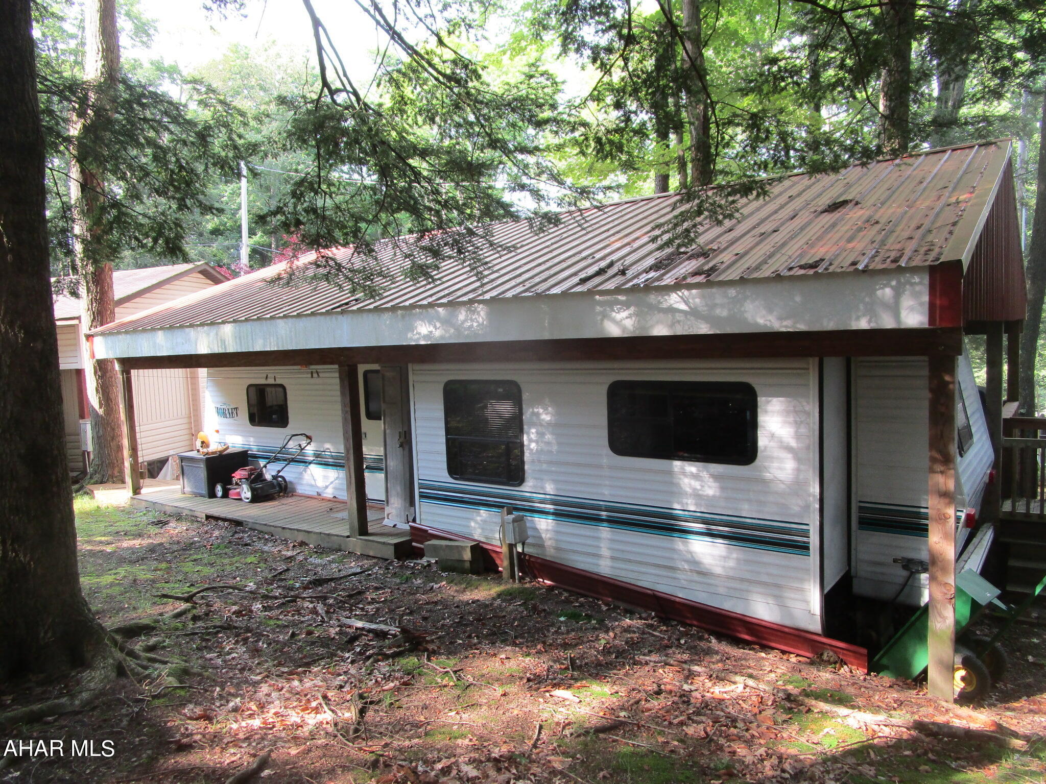 Glendale Yearound - Residential