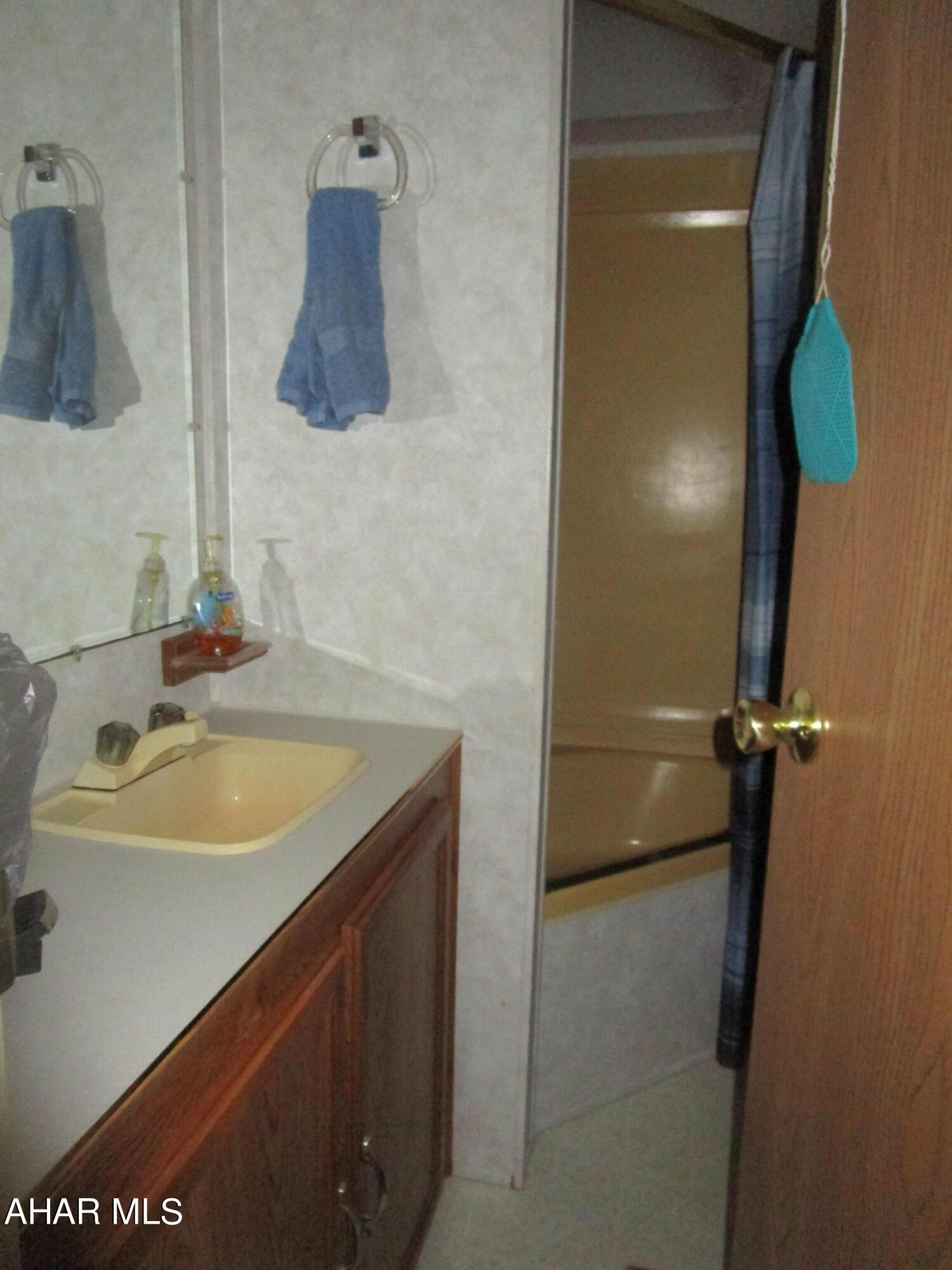 Glendale Yearound - Residential