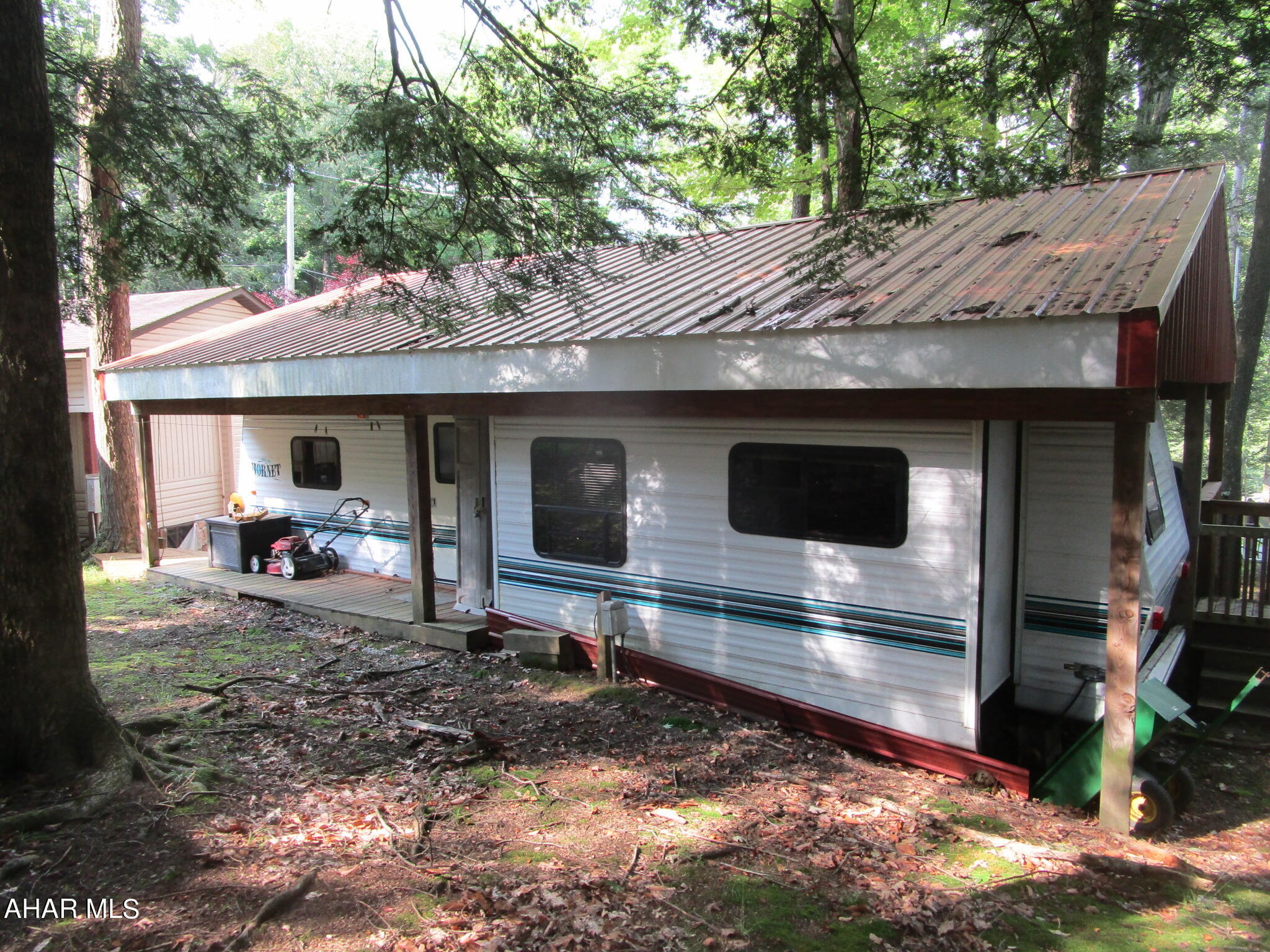 Glendale Yearound - Residential