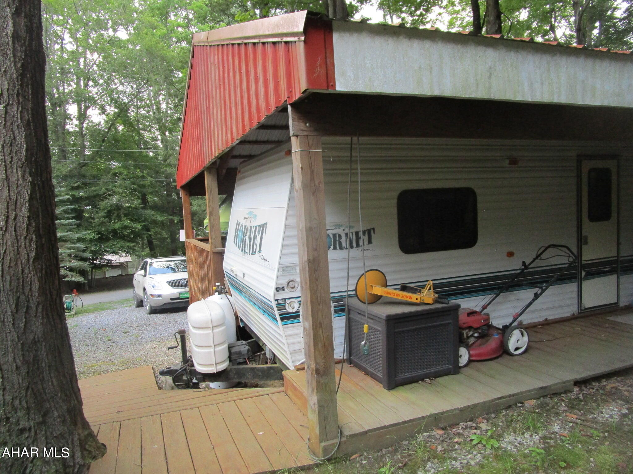 Glendale Yearound - Residential