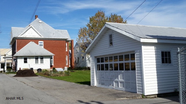 Unknown - Residential