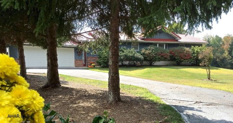 Beautifully renovated custom-built ranch home on 2.35 acres w double car garage. over 70K in upgrades). Granite countertops, stone floors and backsplash, high-end stainless steel appliances are just a few of the fabulous upgrades in the newly remodeled kitchen. The master suite comes complete with remodeled bathroom, sunroom and walk-in closets. Screened porch ensures that you will be able to enjoy the privacy and vistas that make this home so special. An oversized shed plus spacious 2-story vinyl workshop add to the appeal. Walkout basement.