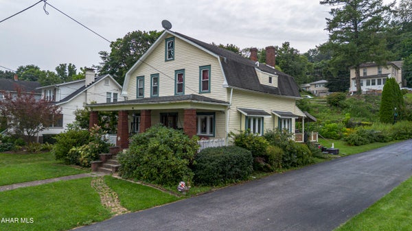 108 WORDSWORTH AVE, ALTOONA, PA 16602 - Image cd231dce613cafec0145745a57ebf113/1426794993