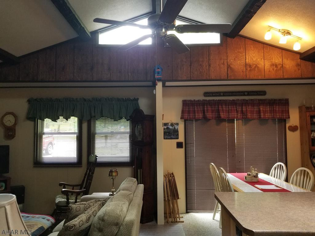 Glendale Yearound - Residential