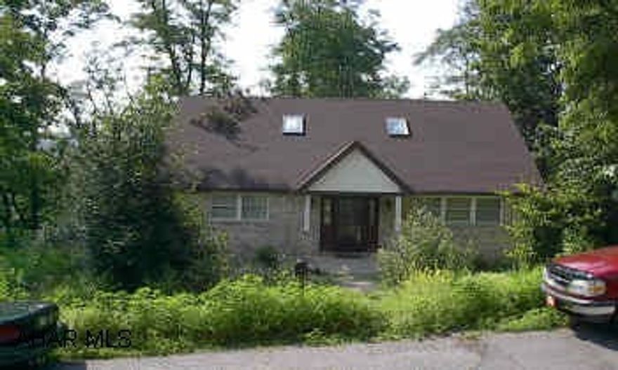 Lovely & Spacious 3 Bedroom, 2 Bath, Cathedral Ceilings, 2-fireplaces, Gazebo & So Much More. Handicap Acc.-W / Lift.