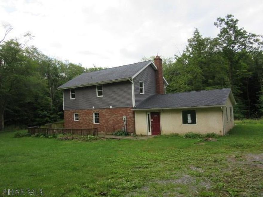 Per Seller, all offers must be submitted via Hubzu.com. Buyers premium and Technology Fee as noted on Hubzu.com at closing. Seller makes no representation or warranties whatsoever as to the condition of the property or of any defects therein (latent or otherwise). Seller will not pay transfer taxes