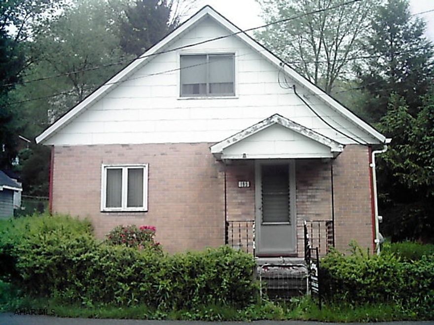 Property being sold AS IS Cash only!! Sellers will look at all reasonable offers. sewer tap is paid but not conected.