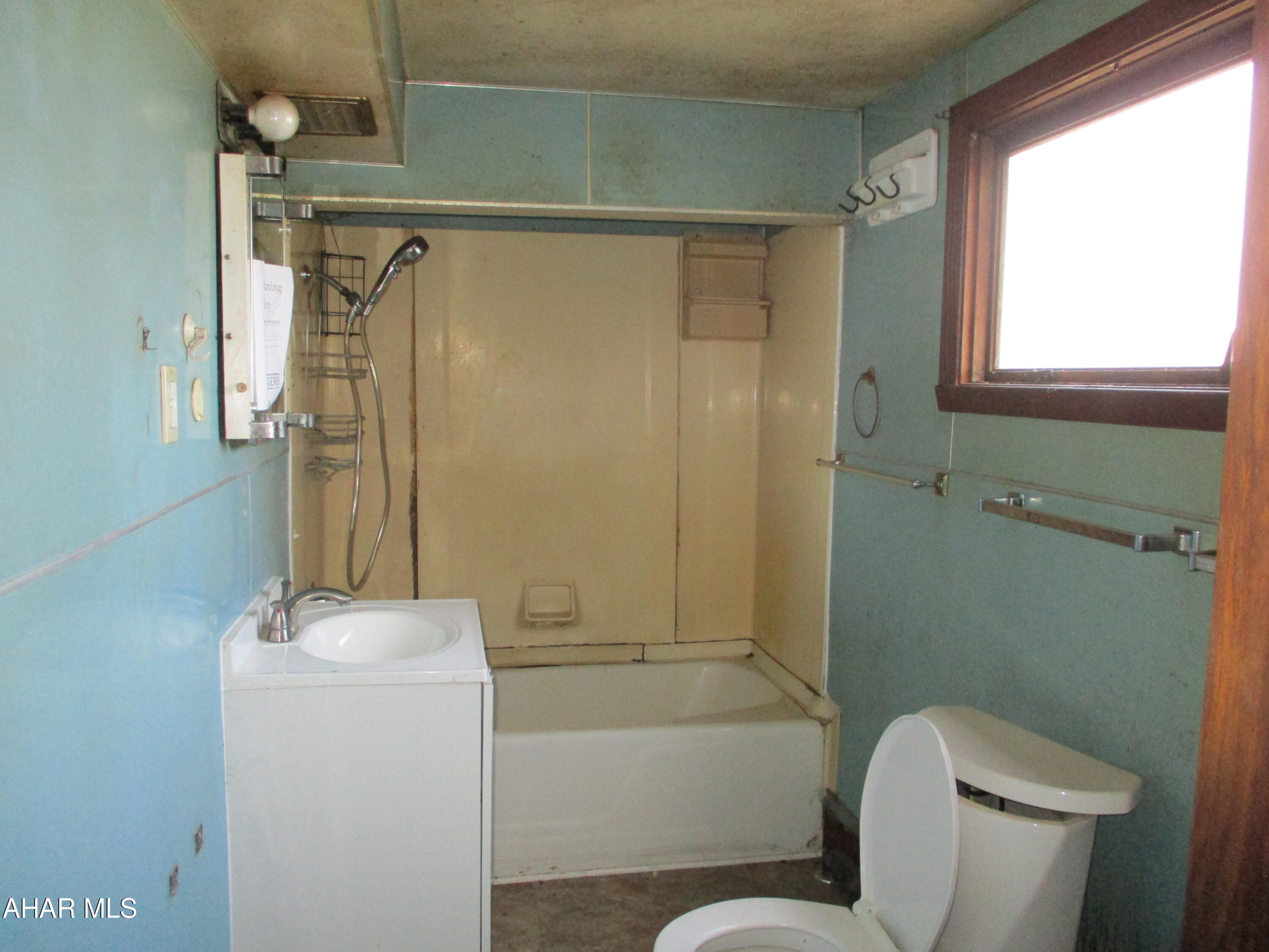 Juniata Gap - Residential