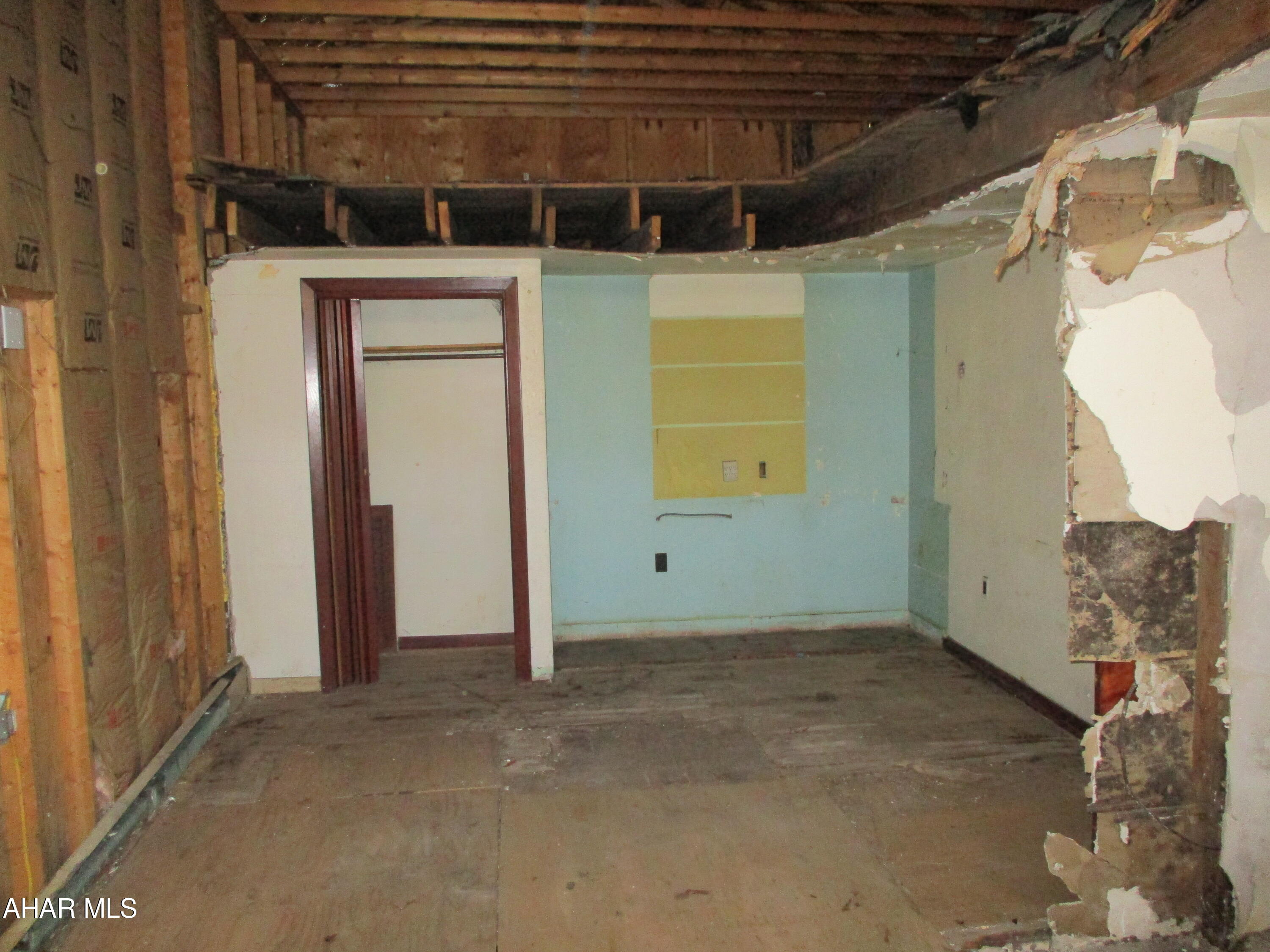 Juniata Gap - Residential