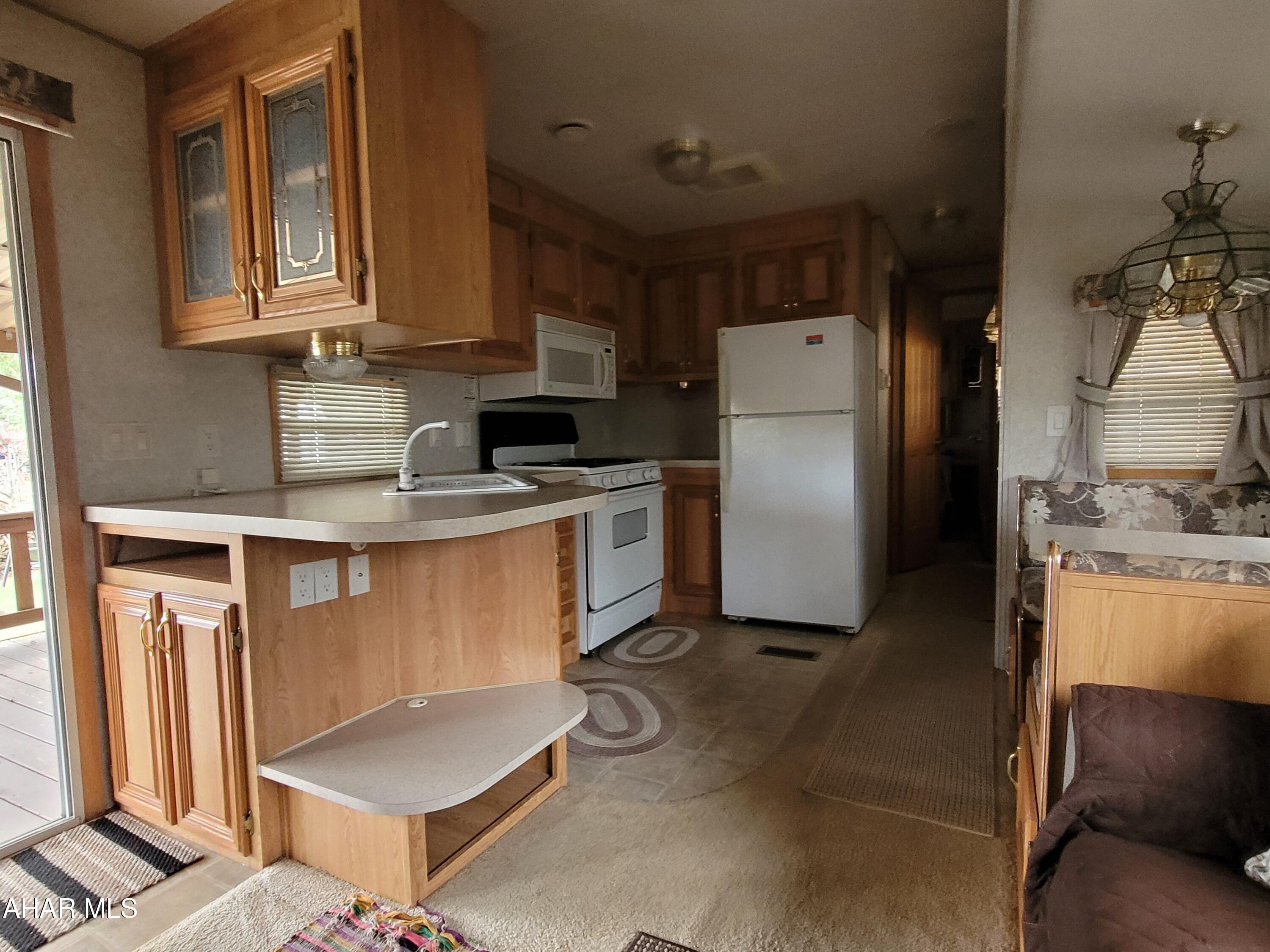 Glendale Yearound - Residential