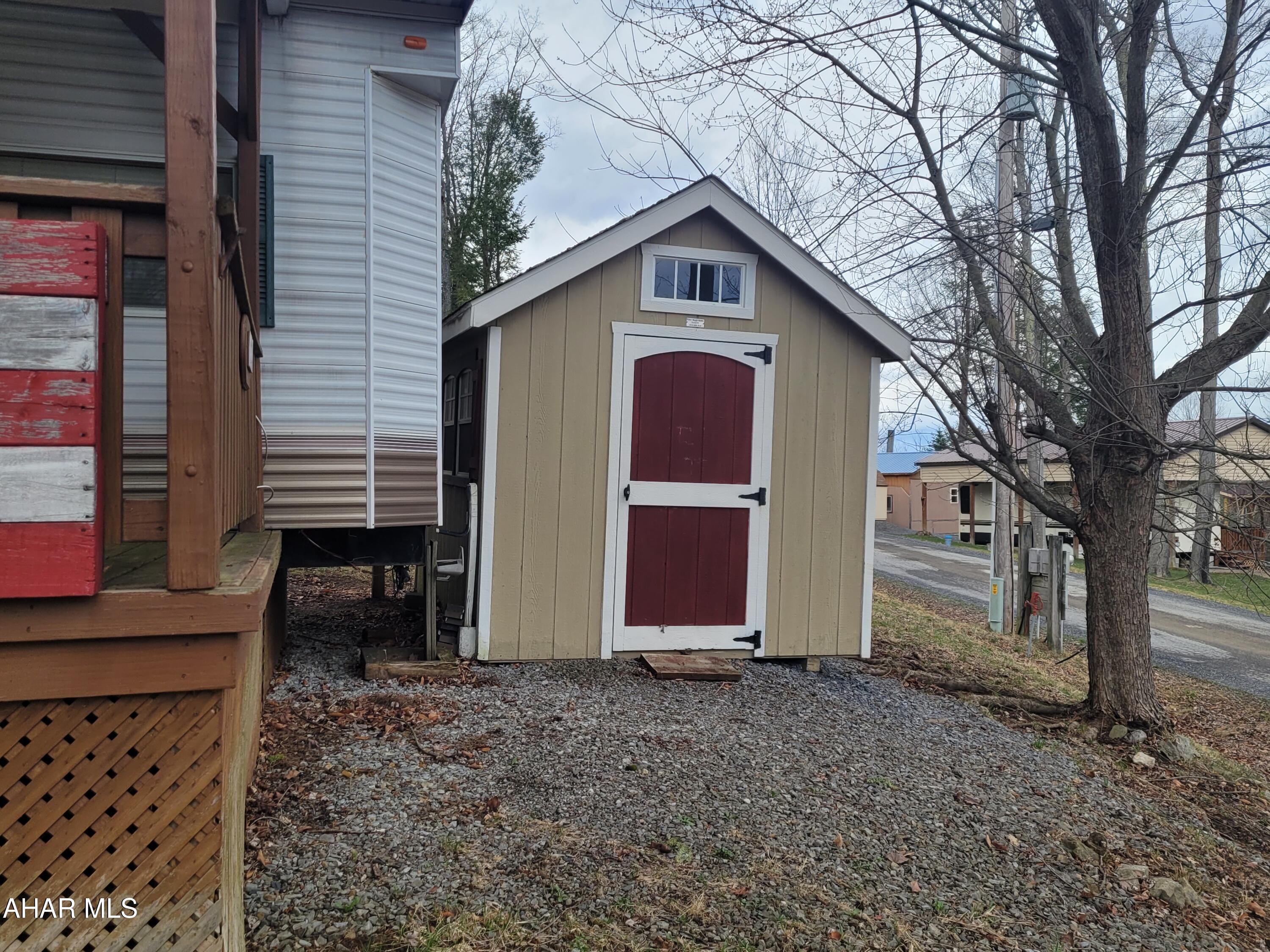 Glendale Yearound - Residential