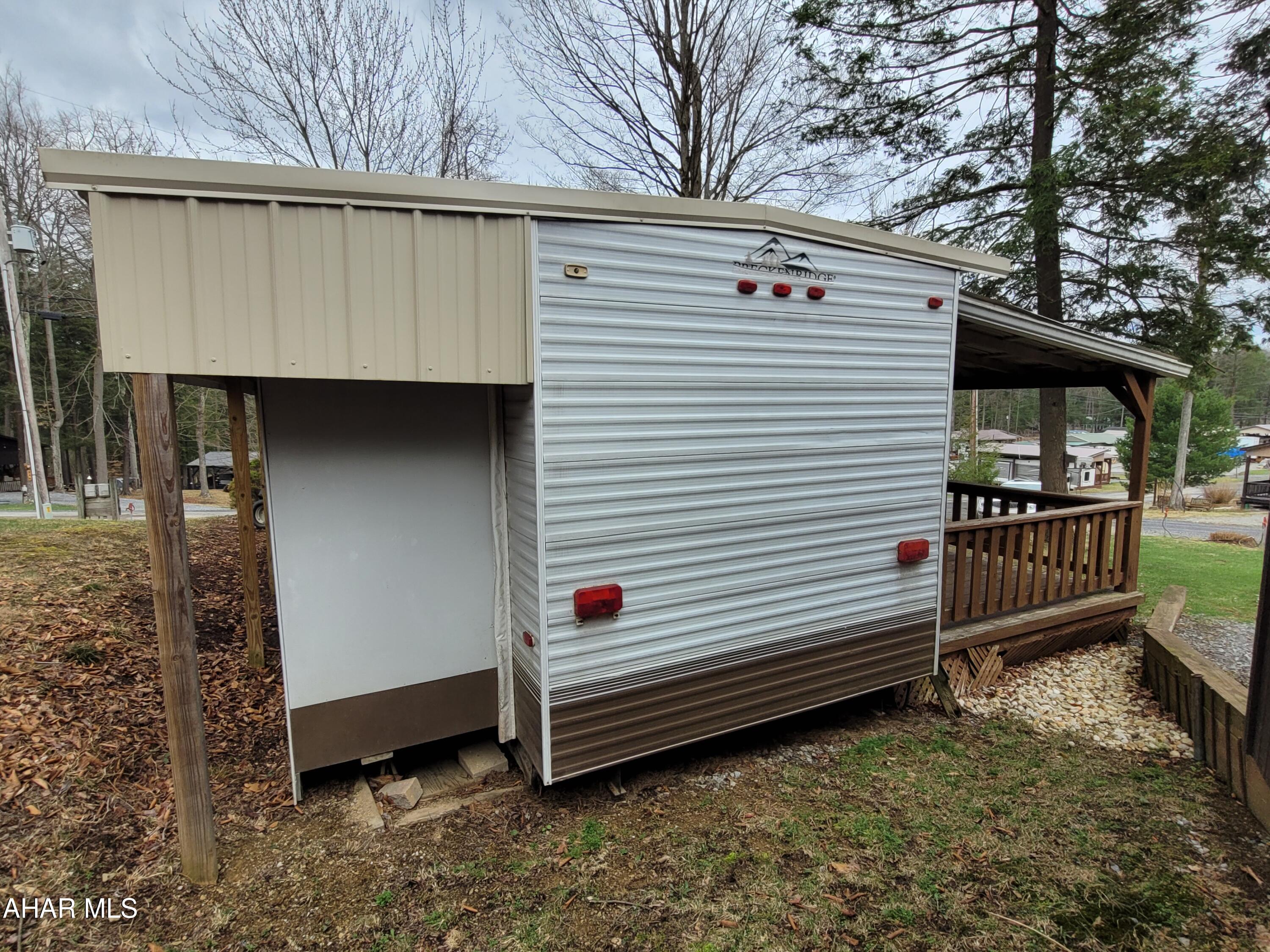 Glendale Yearound - Residential