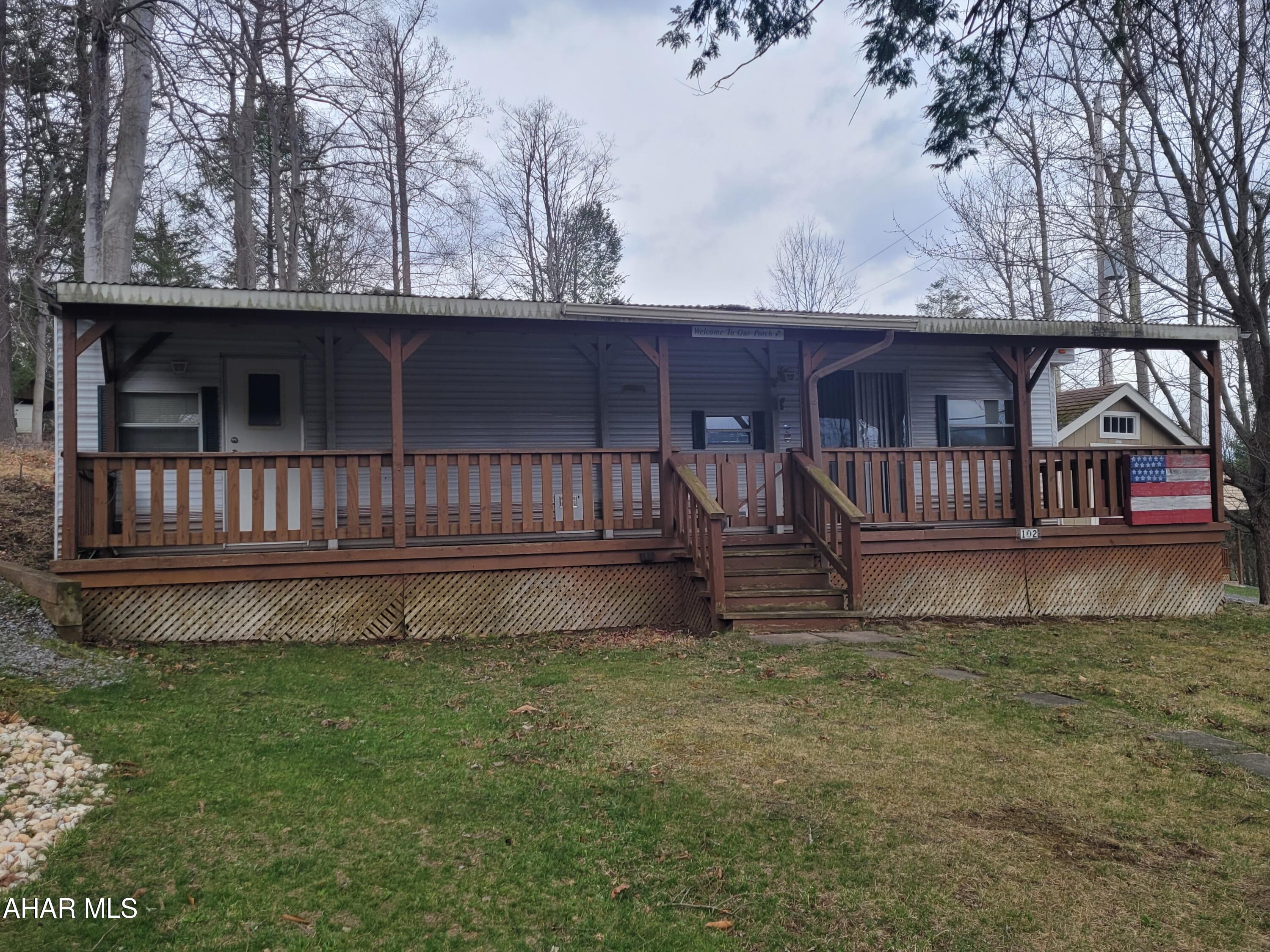 Glendale Yearound - Residential