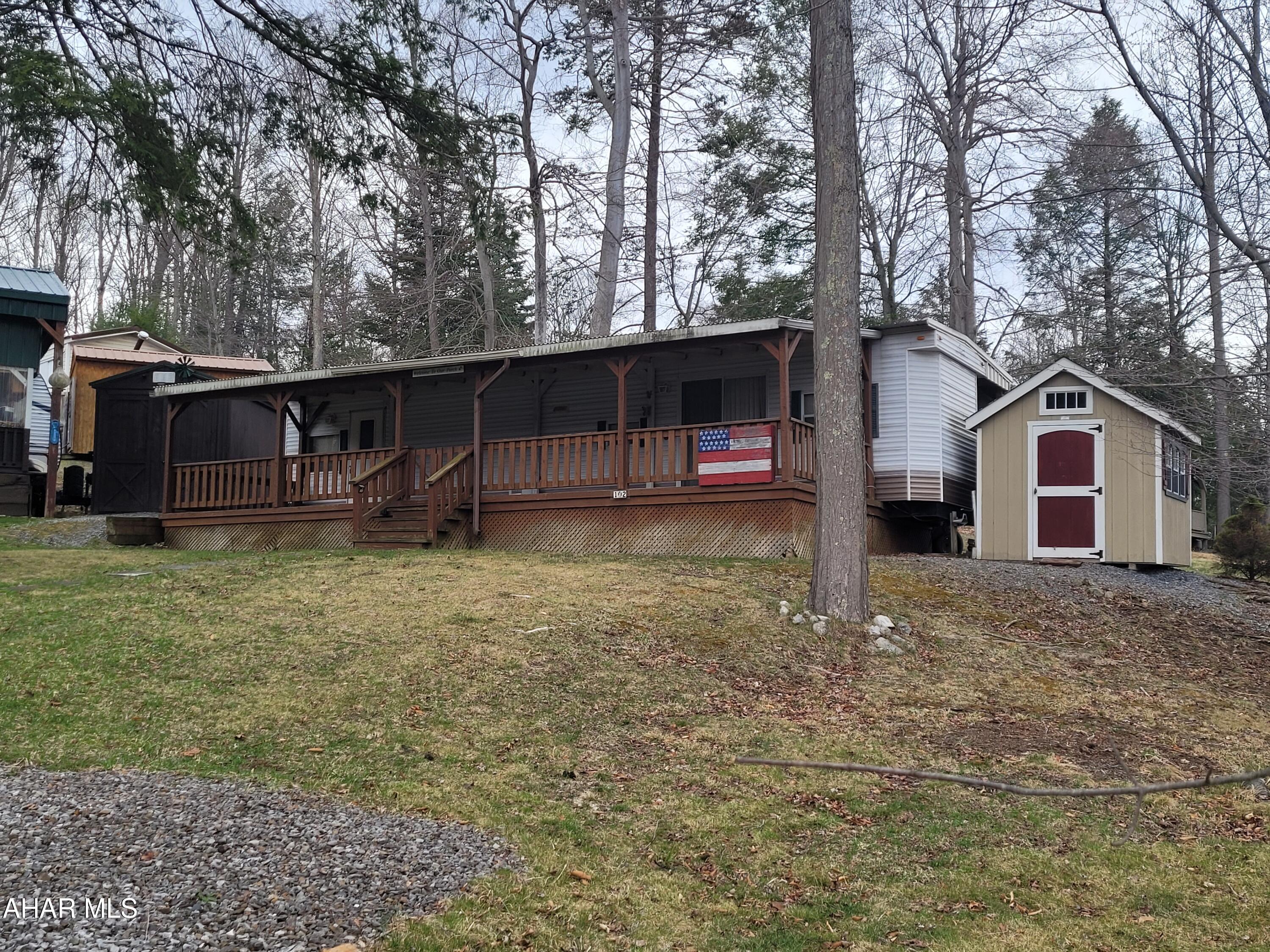 Glendale Yearound - Residential