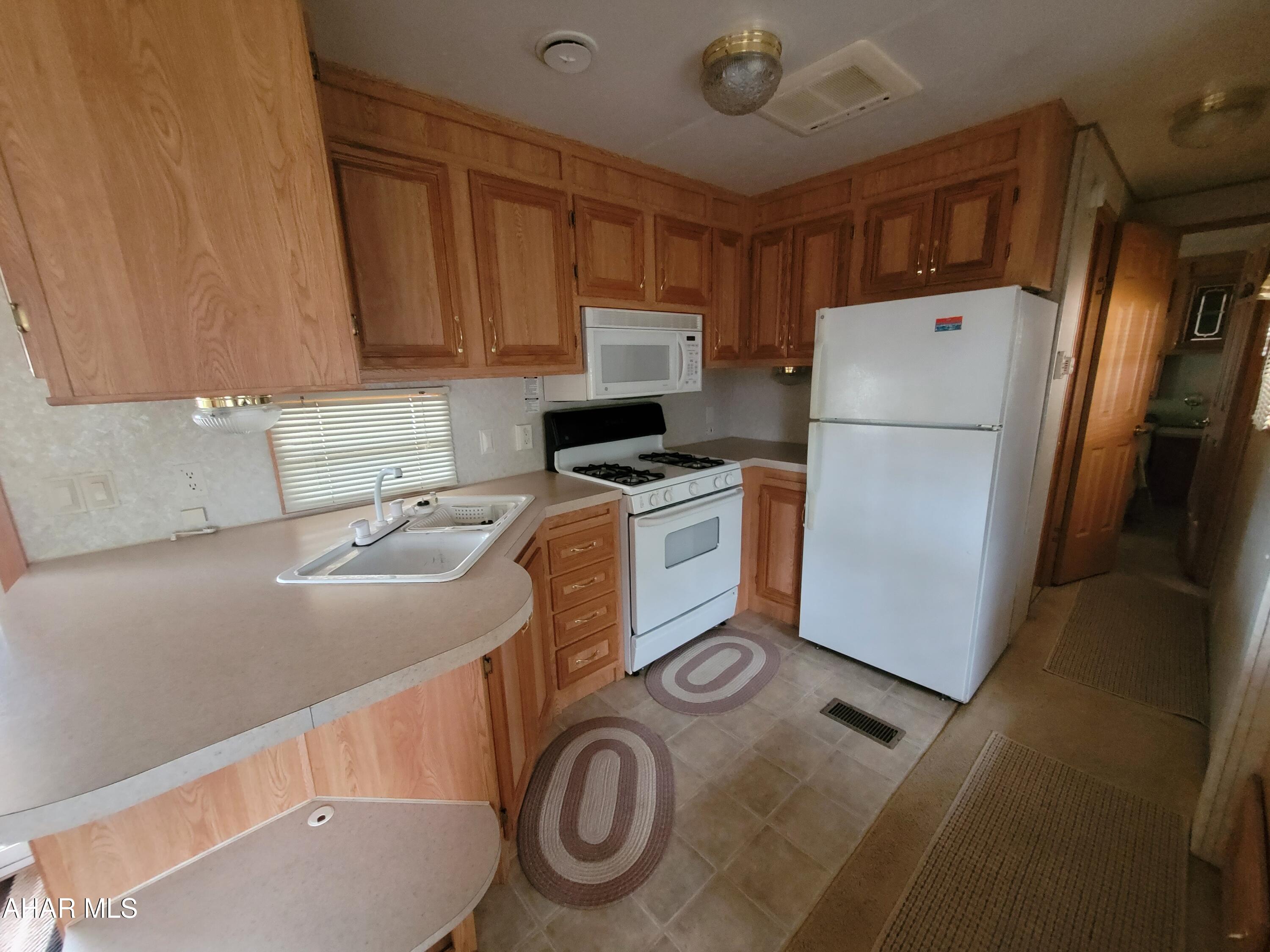 Glendale Yearound - Residential