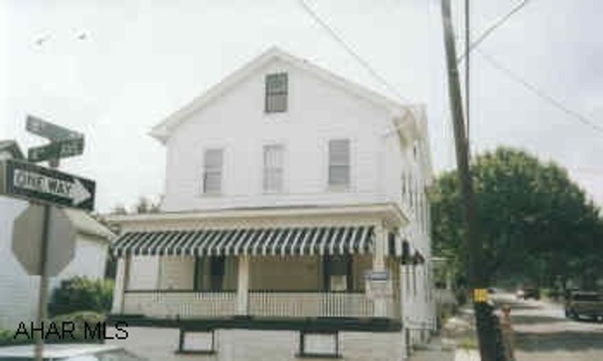 NOTHING TO DO BUT MOVE IN. UPDATED MECHANICS. ABOUT 10 YR. OLD ROOF. LARGE ROOMS. CORNER DOUBLE LOT.