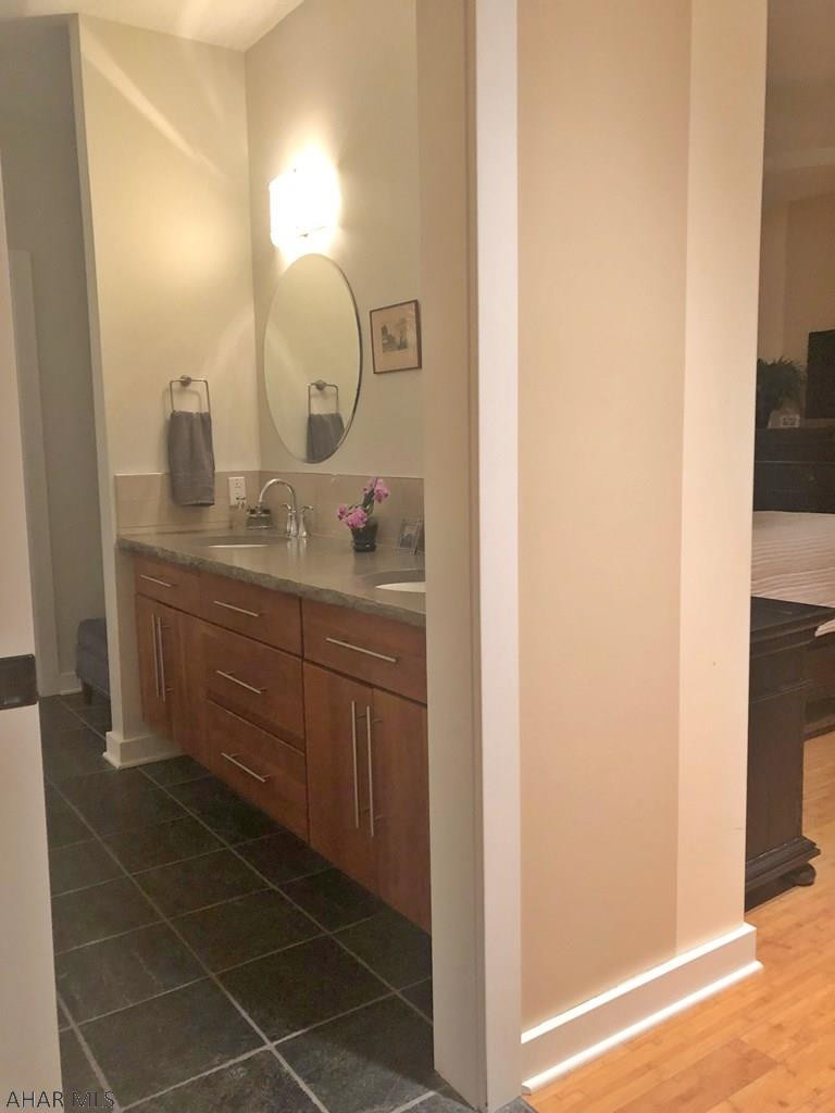 Fox Hollow - Residential