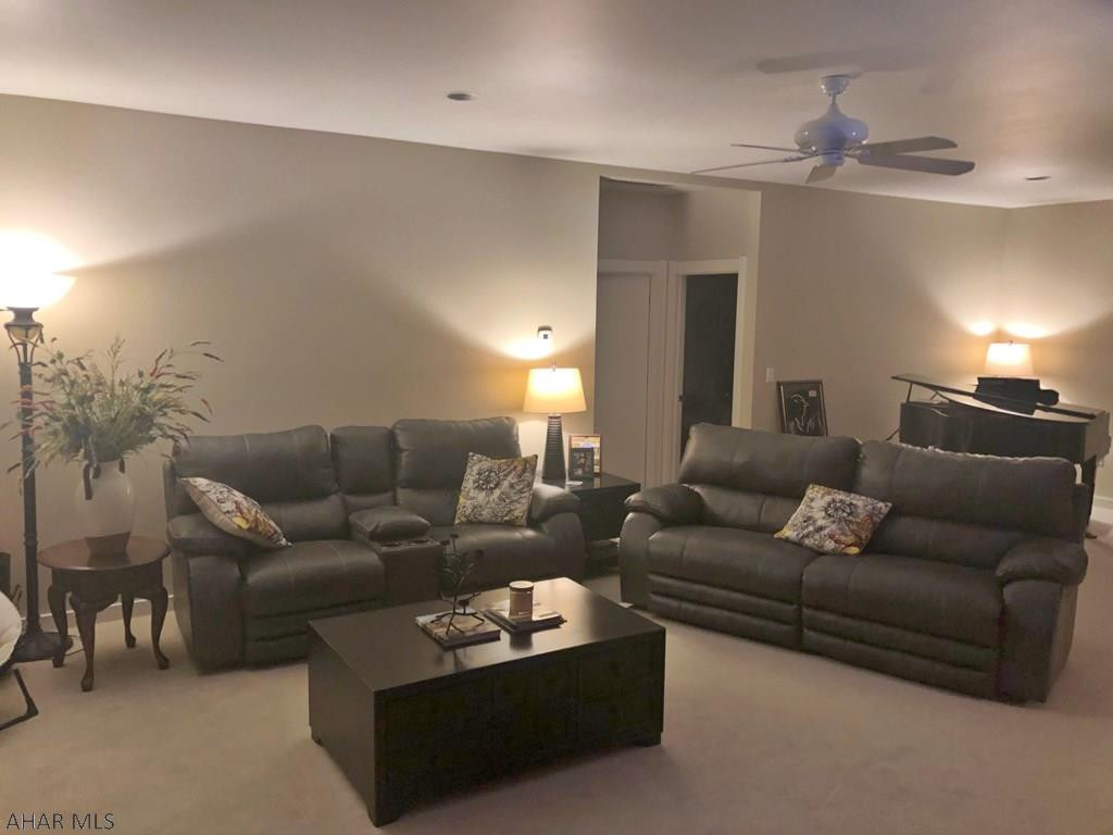 Fox Hollow - Residential