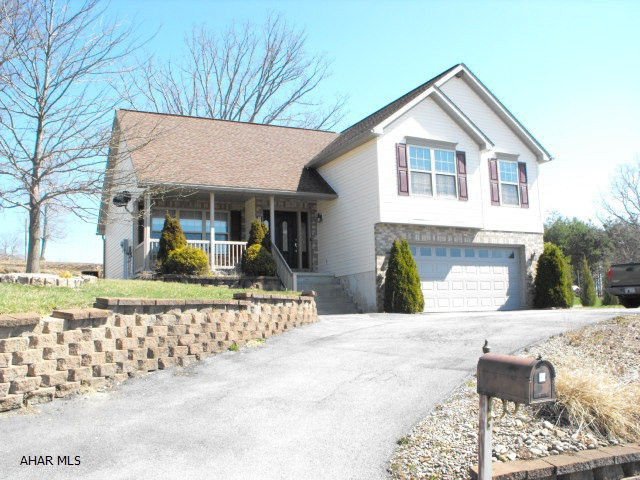 Maple Hollow - Residential