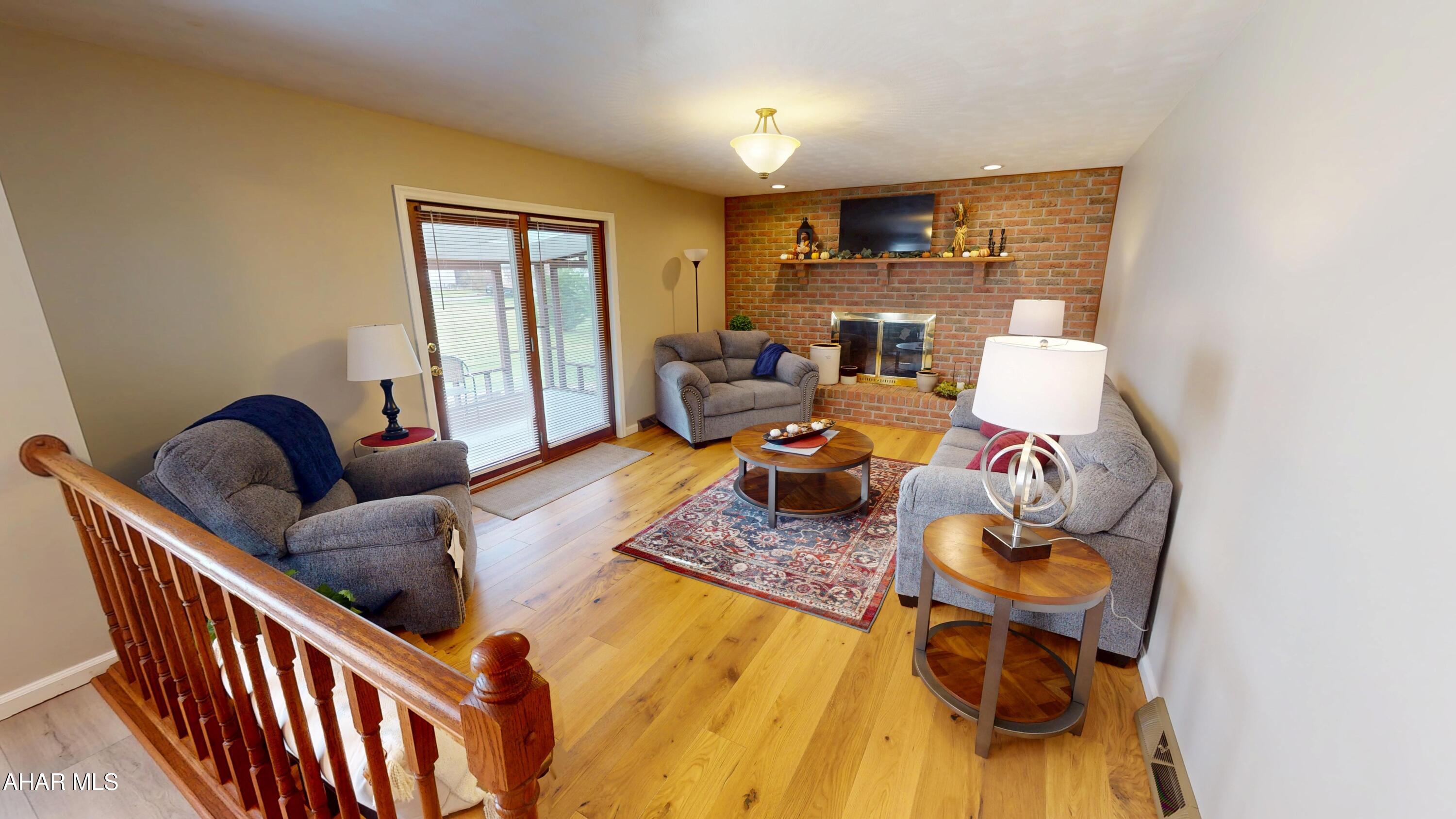 Woodland Terrace - Residential