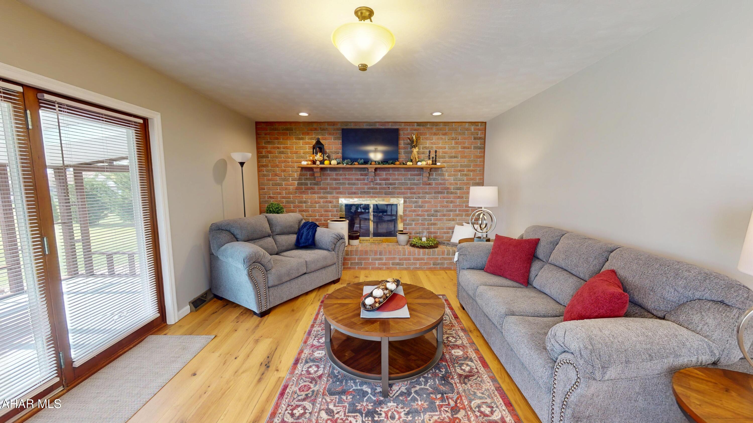 Woodland Terrace - Residential