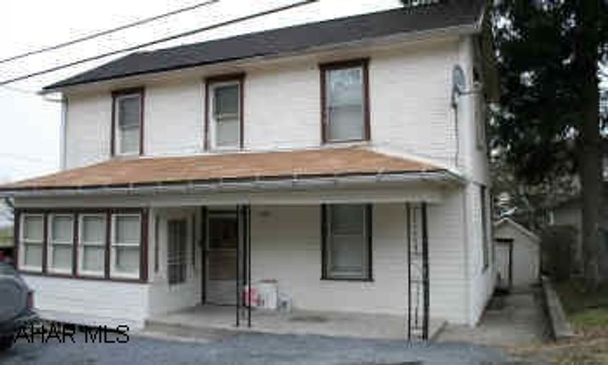 Rental investment opportunity. 2-story, 3 Bedroom with w/large back yard. Sun porch. Rental income is $532 per month; renters pay all utilities. Current lease expires 7/01/2006.