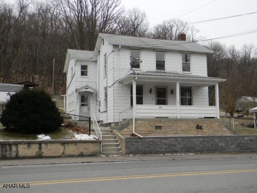 Well maintained 2-story on large lot in move-in condition. 3BR/1.5BA, large living and dining rooms. Like new powder room on main level with large bath on 2nd floor. Full unfinished and dry basement. Garage and storage barn. Offered AS-IS! Immediately available! Don't miss viewing this one.