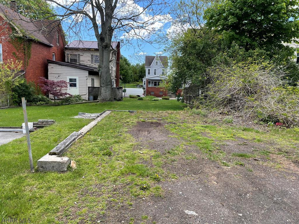 Unknown - Residential