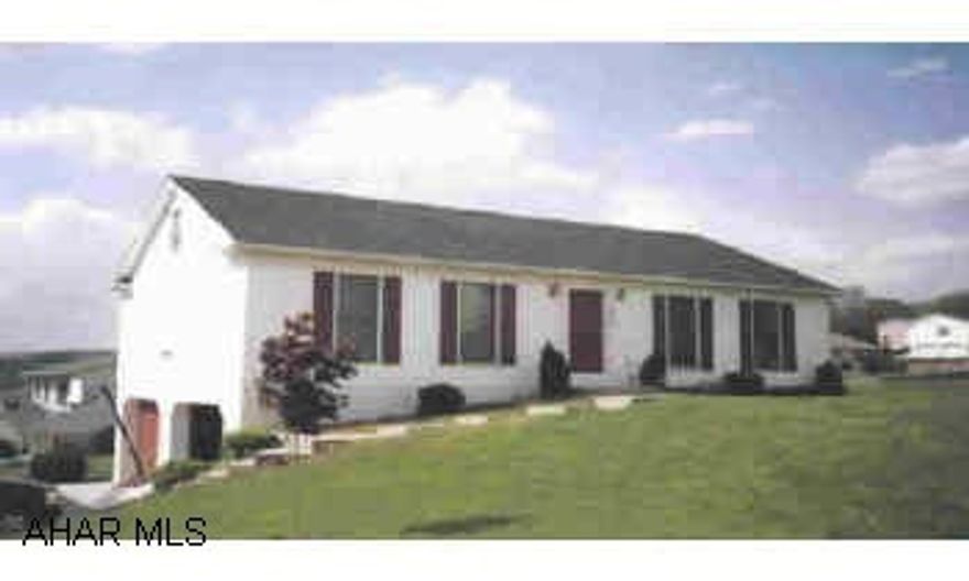 Lovely 3 bedroom, 2 bath on large corner lot, 120x110 Finished basement with family room. All applicances, central air too. Buyer closing clost assistance of $2500. Lovely 3 bedroom, 2 bath on large corner lot, 120x110 Finished basement with family room. All applicances, central air too. Buyer closing clost assistance of $2500.