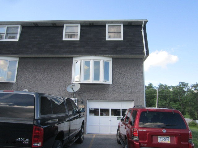 Maple Hollow - Residential