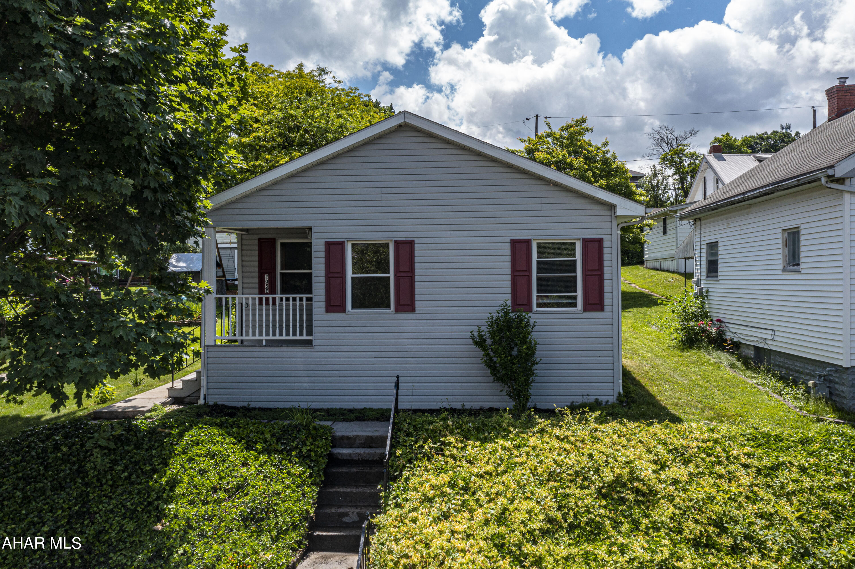 Unknown - Residential