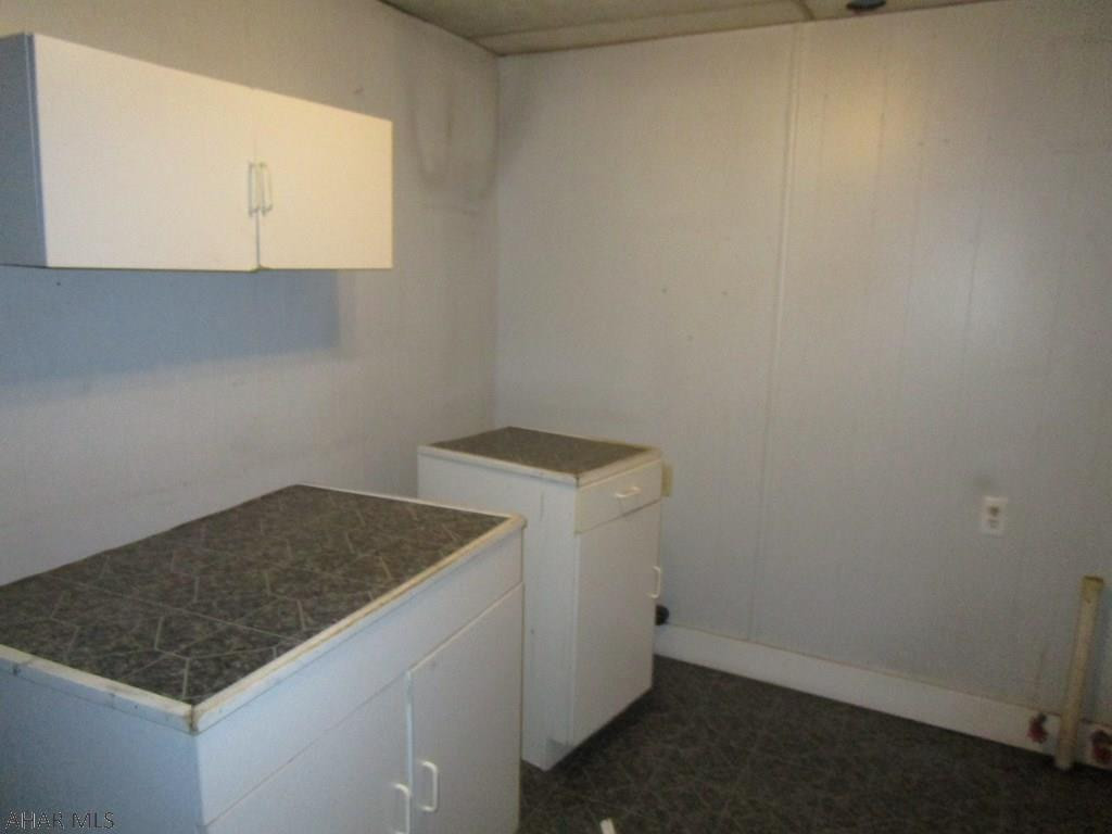 Unknown - Commercial Sale