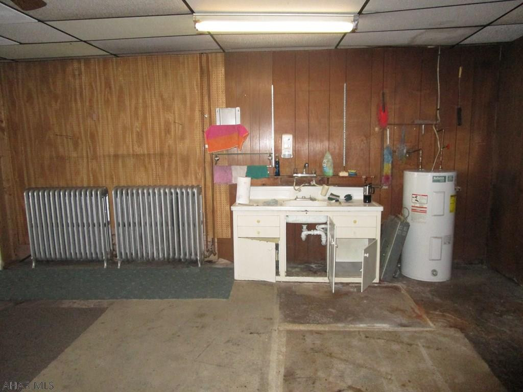 Unknown - Commercial Sale