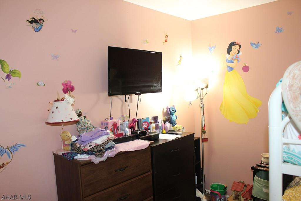 Glendale Yearound - Residential