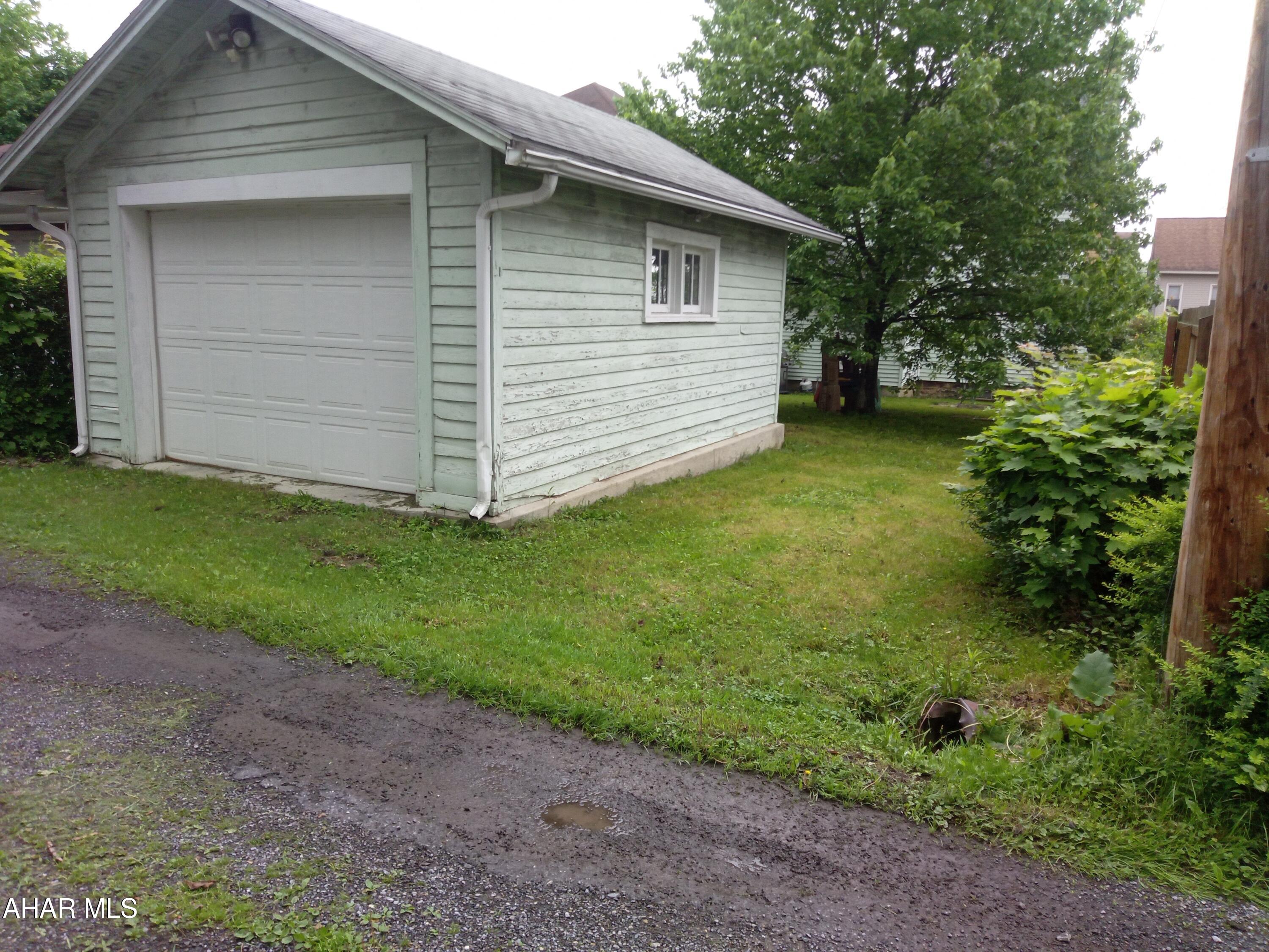 Unknown - Residential