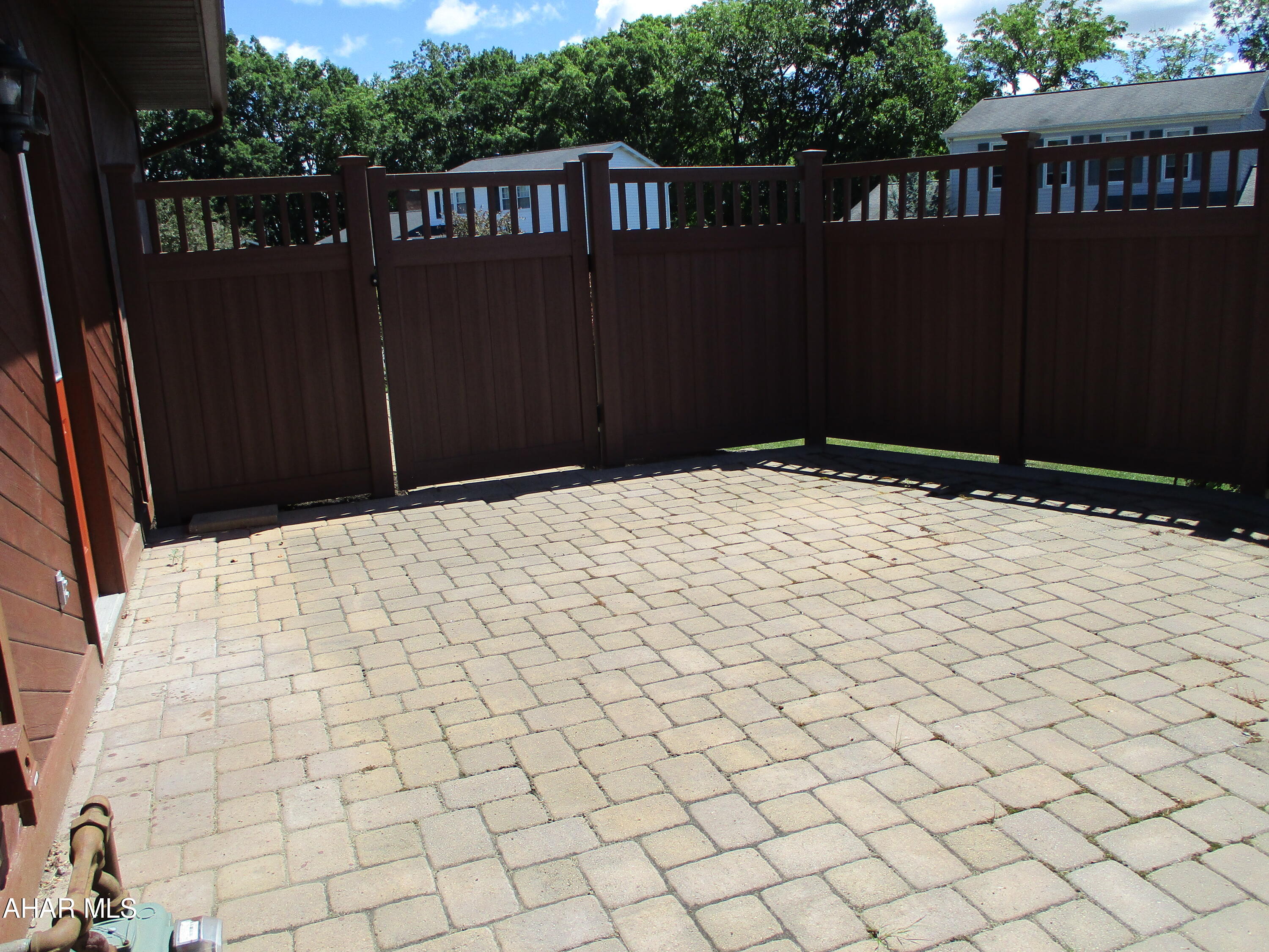 Woodland Terrace - Residential