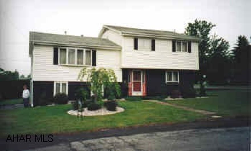 Mint Condition - Cherry kit. Hdwd under carpet.  Large family room - this home is not in a flood  zone & basement is dry!!  Home is very economical - seller will entertain offers!!