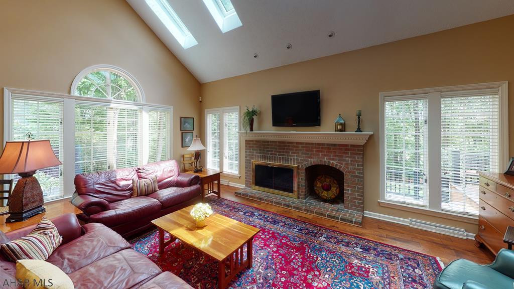 Stonehedge - Residential