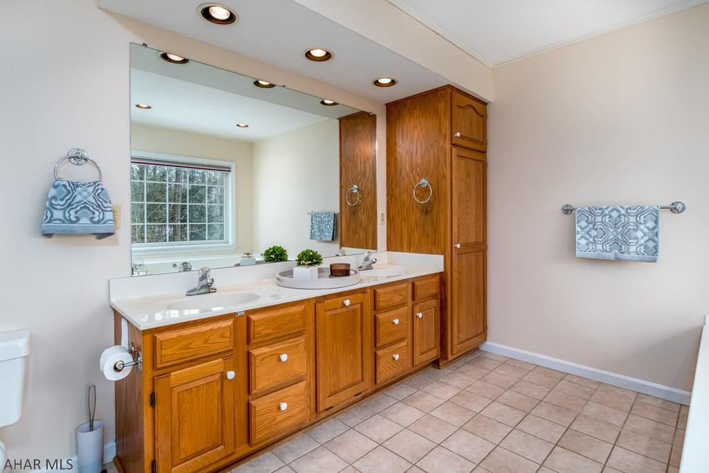 Stonehedge - Residential