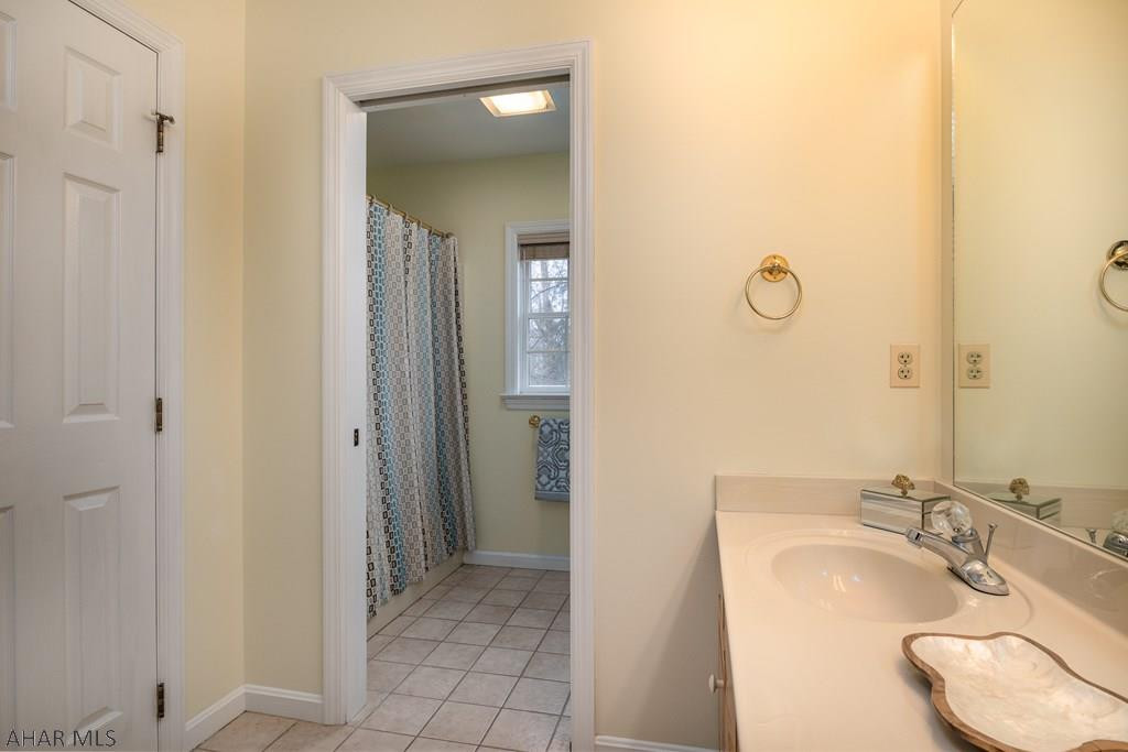 Stonehedge - Residential