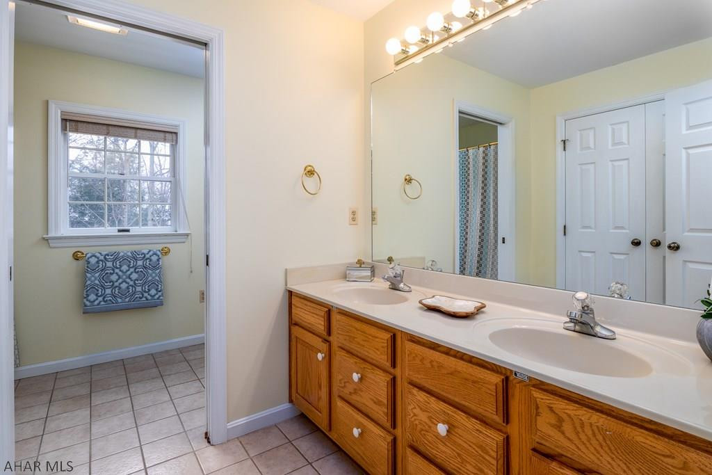 Stonehedge - Residential