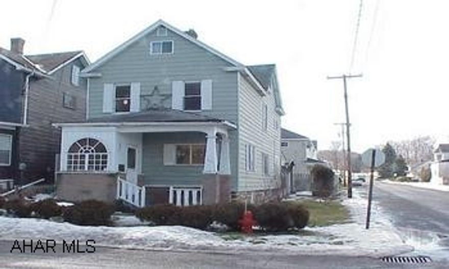 Handyman special - attached garage.  Newer hot water furnace. Handyman special - attached garage.  Newer hot water furnace.