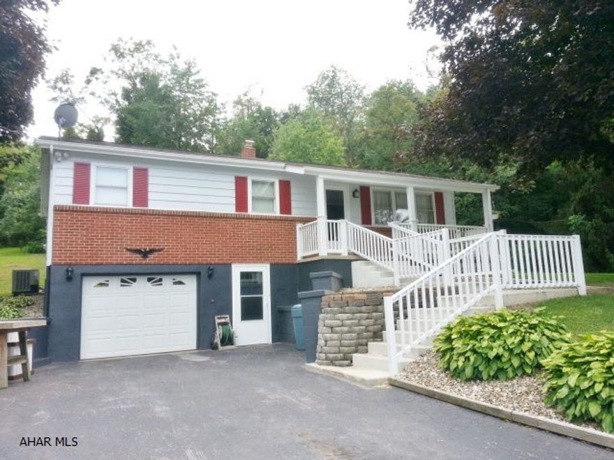 Very nicely updated and well maintained home , just minutes from town. Sitting on a quiet dead end street, there's an unbelievable feeling of tranquility as you take in all the natural beauty that surrounds this property. Call for you tour today, don't let this one get away.