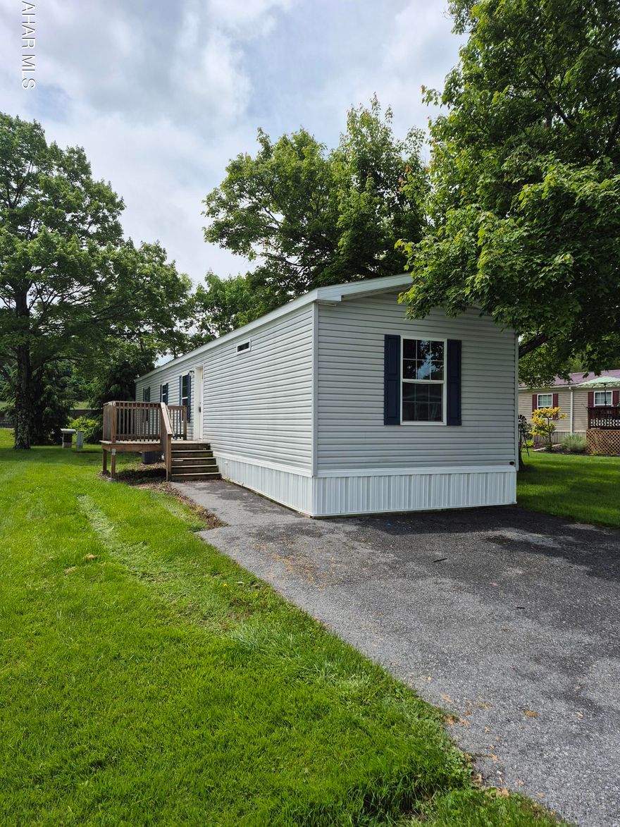 Welcome Home! Step inside this beautiful home in Willowbrook Community! This home boasts a spacious living room, an eat-in kitchen with ample storage, 3 spacious bedrooms, and 2 Full Bathrooms! Lot rent is $395 a month. (Trash removal included in lot rent)
