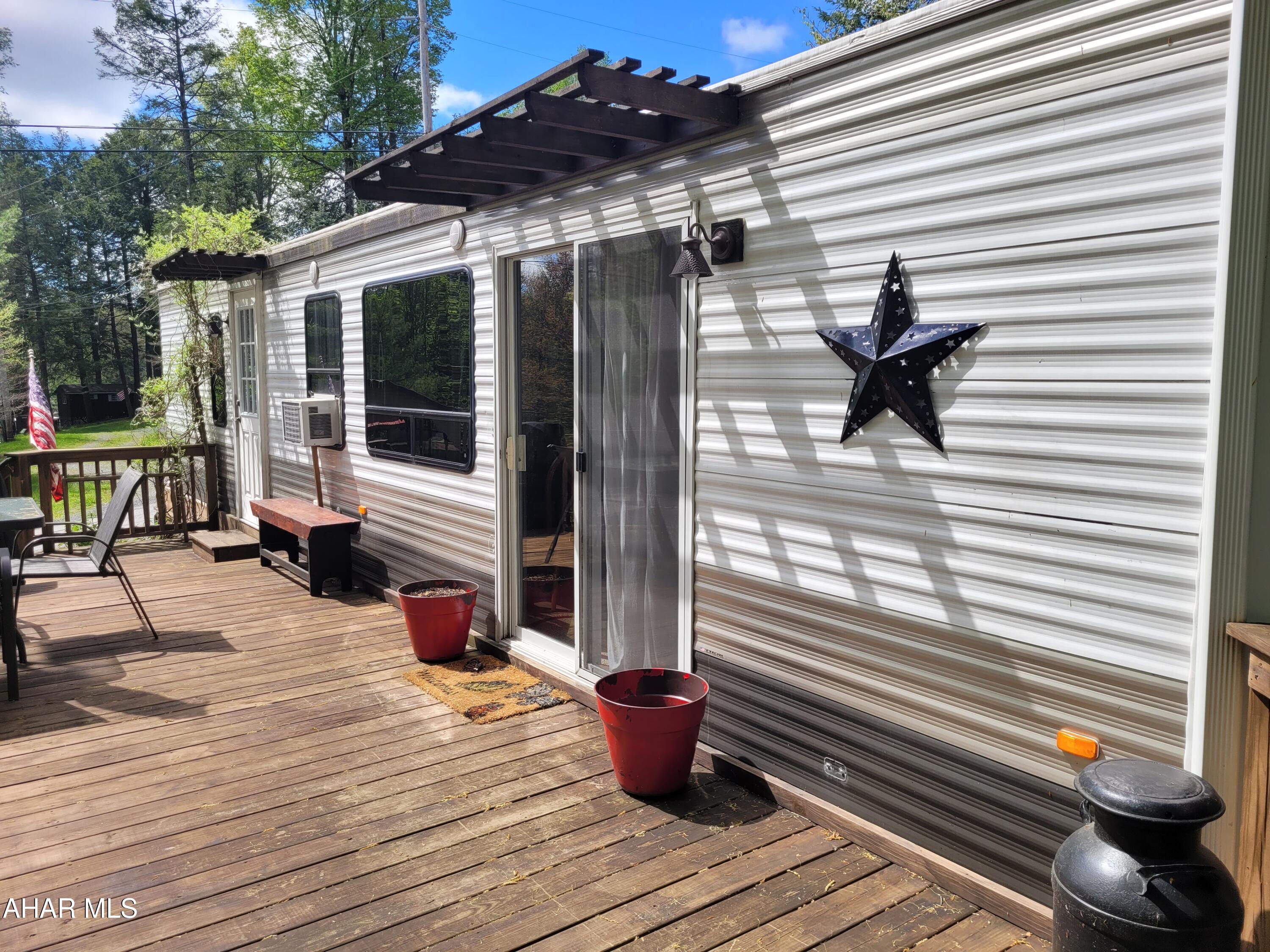 Glendale Yearound - Residential